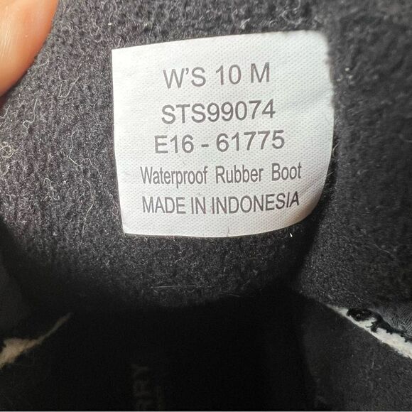 Sperry | Saltwater Nylon Quilted Duck Boots - Picture 4 of 13